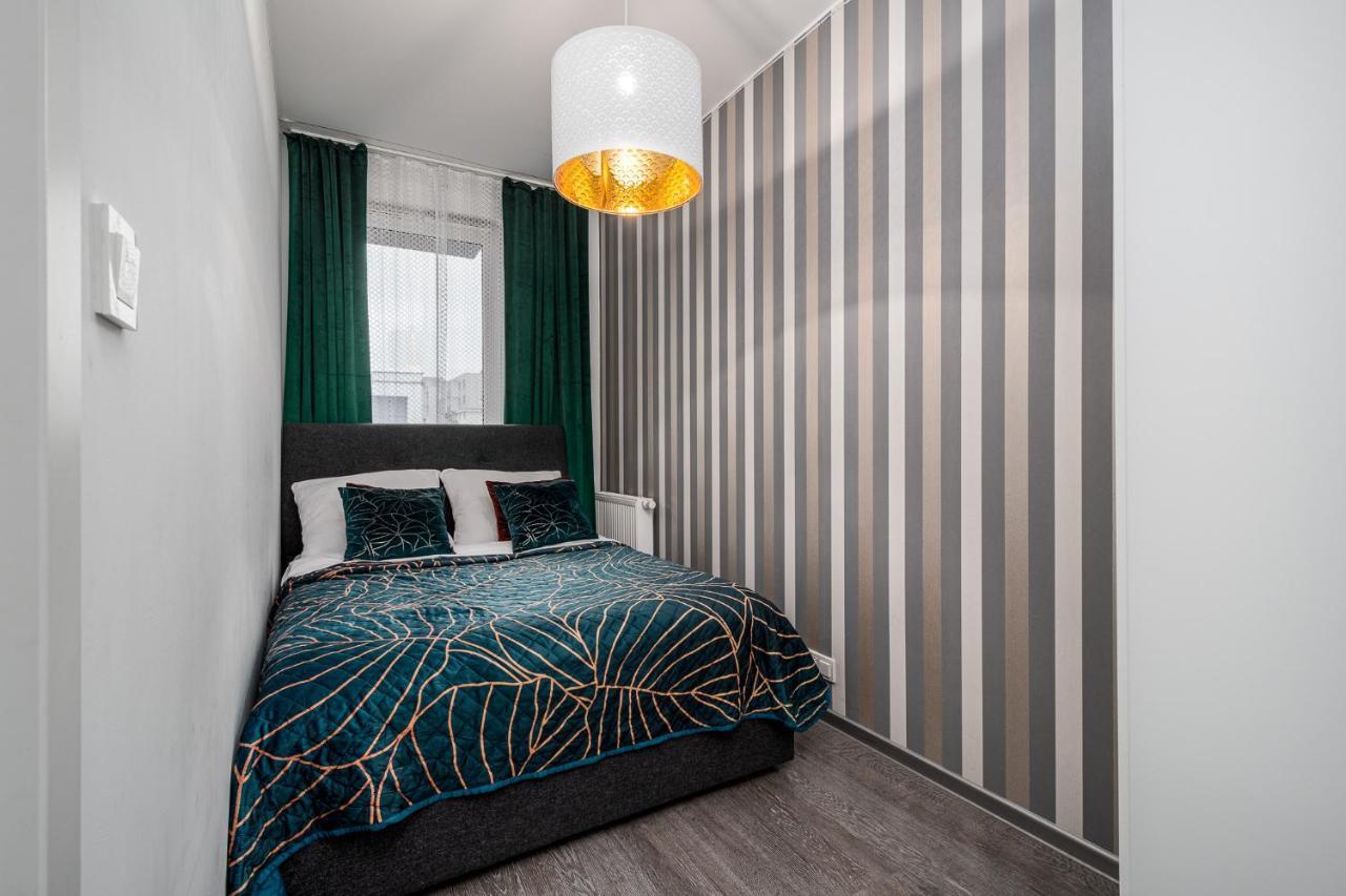 Apart D&K Free Parking Cybernetyki 2E Apartment Warsaw Exterior photo