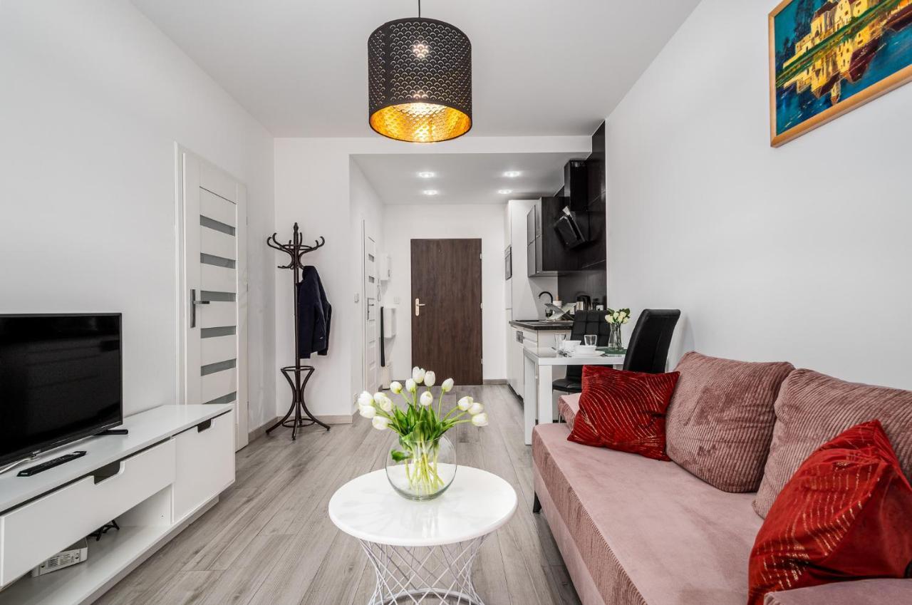 Apart D&K Free Parking Cybernetyki 2E Apartment Warsaw Exterior photo
